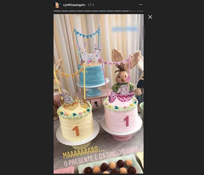 Ivete Sangalo comemora um mês do nascimento das gêmeas, e filho mais velho também ganha bolo