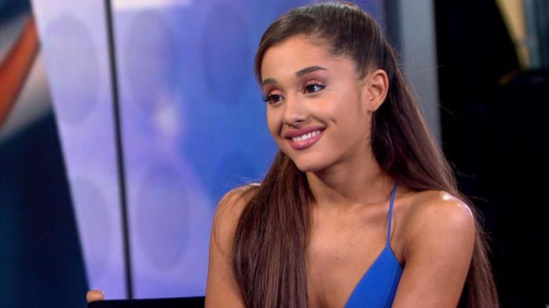 Ariana Grande lança novo single quase um ano após ataque terrorista em seu show