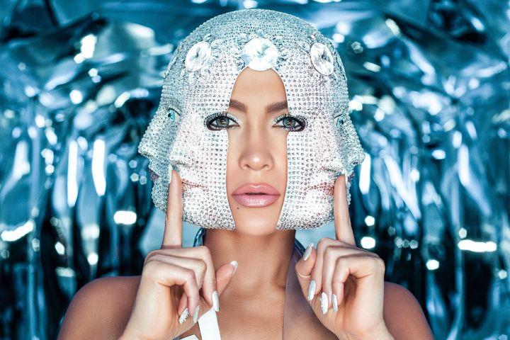 Jennifer Lopez lança novo single, "Medicine"