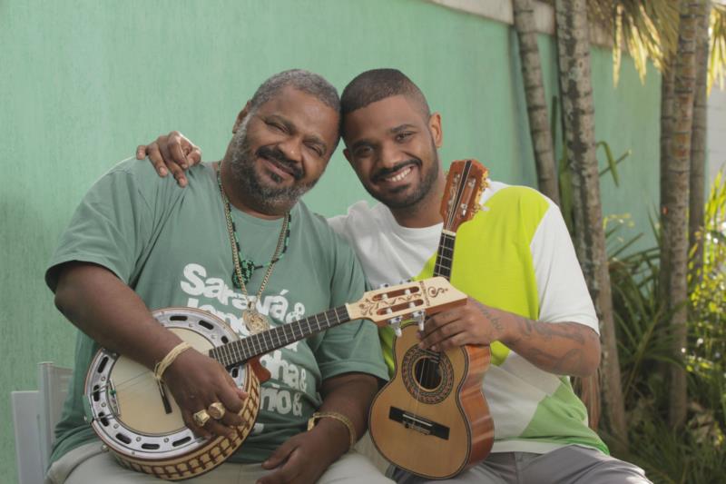 Arlindinho finaliza música nova de Arlindo Cruz e detalha tratamento do pai: 'Homenagem e respeito'