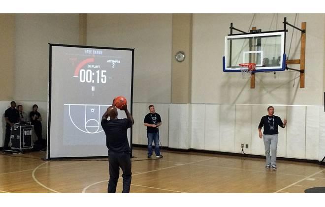 Bola de basquete inteligente' tem sensor que aperfeiçoa arremessos