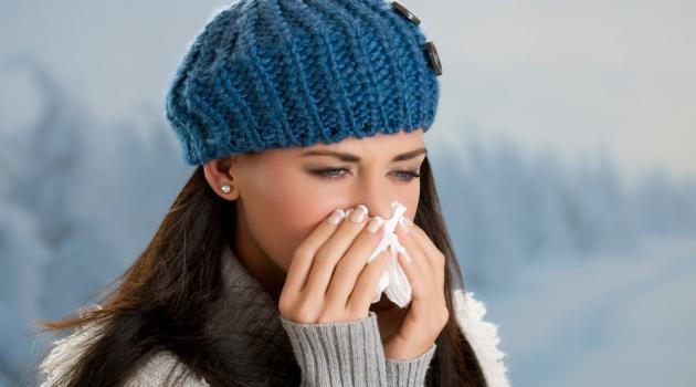 Dicas para evitar as alergias e rinite no frio